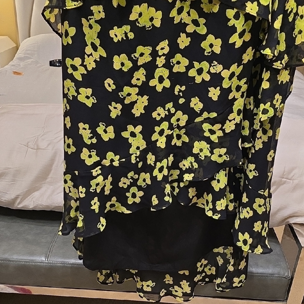 WAYF Strapless Dress with Green Floral Pattern XL - Picture 5 of 16